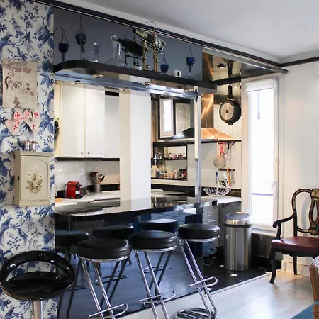 Parisian Duplex Close To Transport Parigi