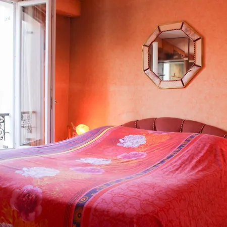 Parisian Duplex Close To Transport Appartamento